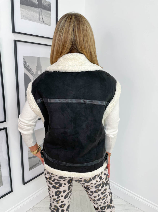 Shannon Gilet - 2 Colours