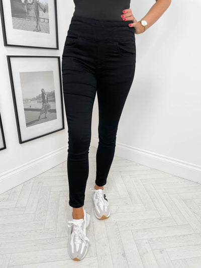 Ariana Jean - Black
