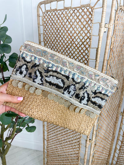 Geri Leopard Clutch