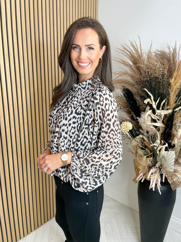Bobbi Blouse - Leopard