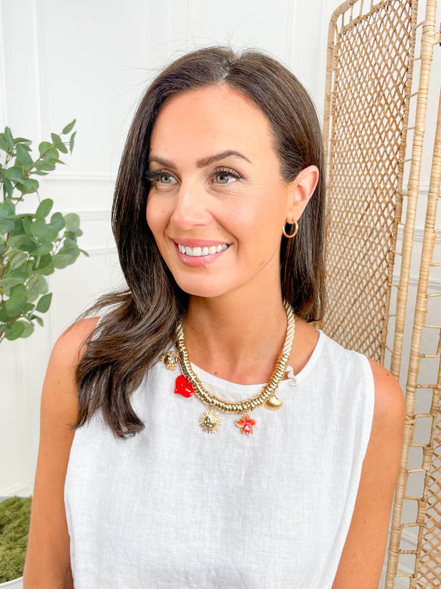 Chunky gold necklace