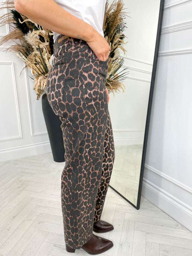 Kenna Leopard Jean