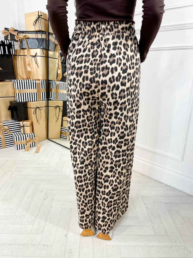 Mila Wide Leg Jogger