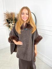 Savanna Cape - Chocolate