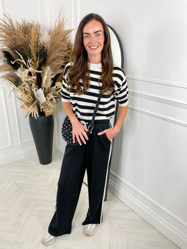 Morla Knit - Monochrome Stripe