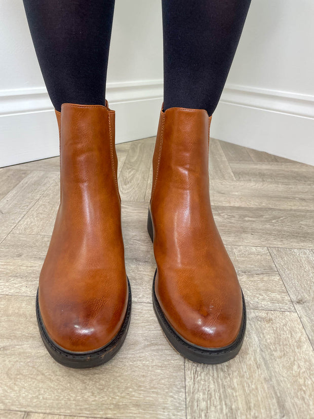 Leni Boot -  2 Colours
