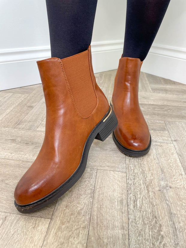 Leni Boot -  2 Colours